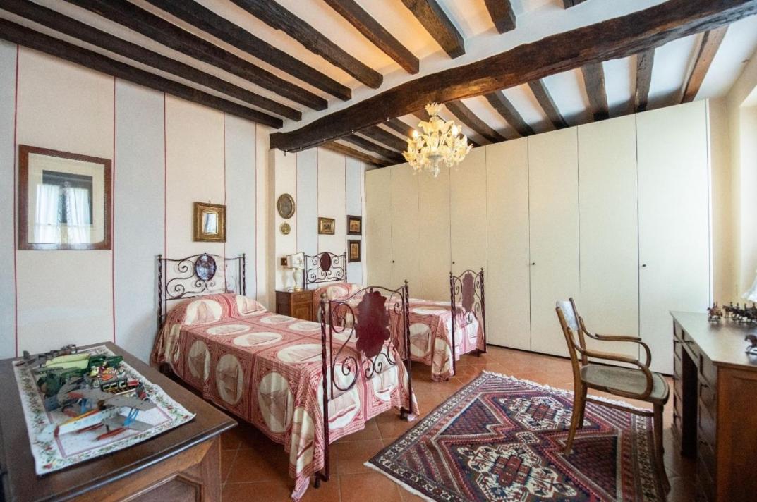 Villa Ottocentesca Immersa Nel Verde Montecavolo Eksteriør bilde